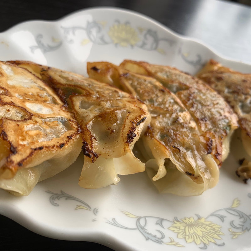 餃子(食堂ニューミサ)