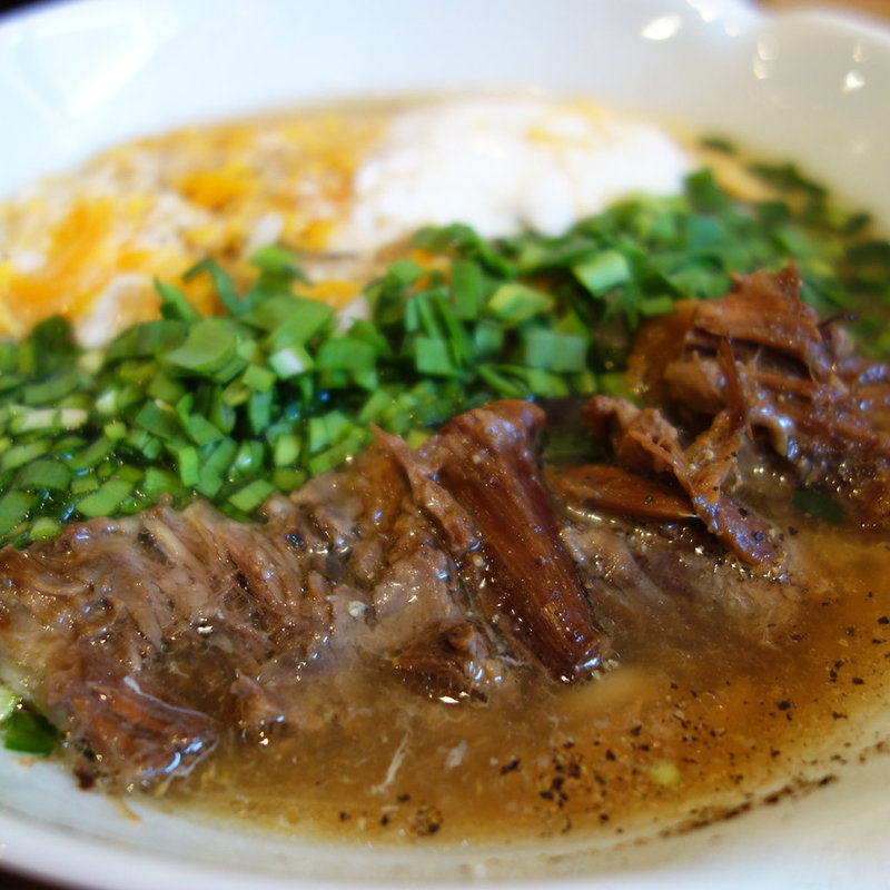牛テールうどん900円＋ときたまご100円(牛テールうどん 和尾(わび))