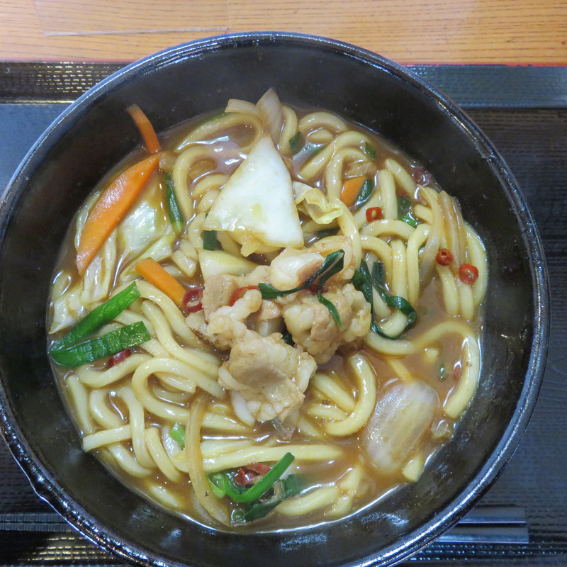 もつ味噌ちゃんぽんうどん(博多うどん居酒屋 泰吉)