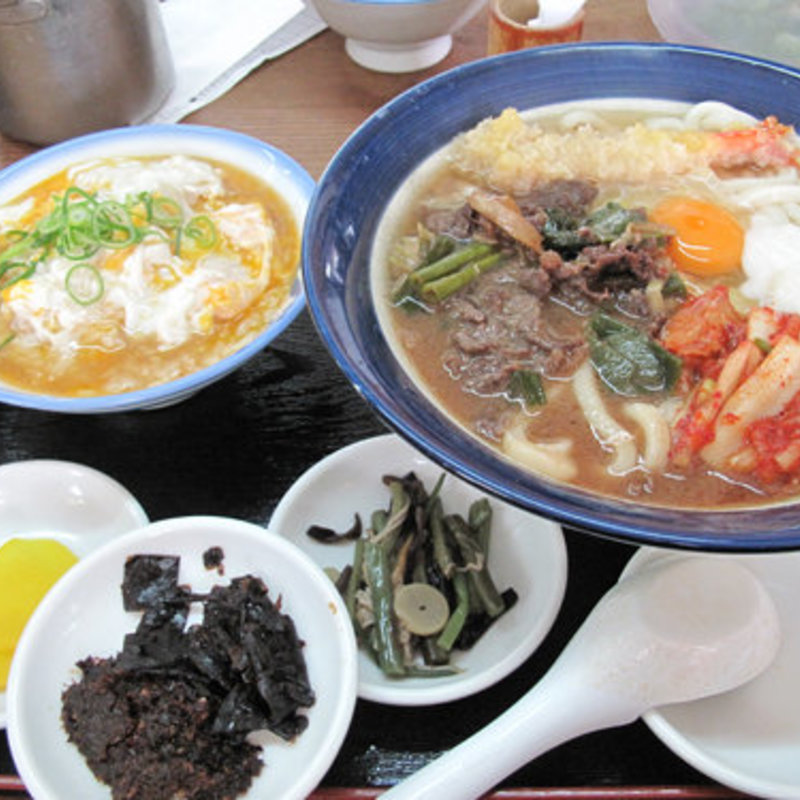 スペシャルうどん(牧のうどん 片江店)