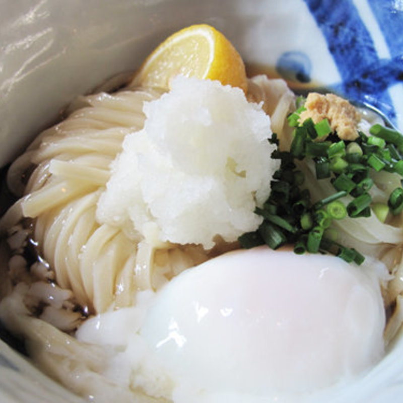 おろしぶっかけ＋温玉(うどんや ごりあん)