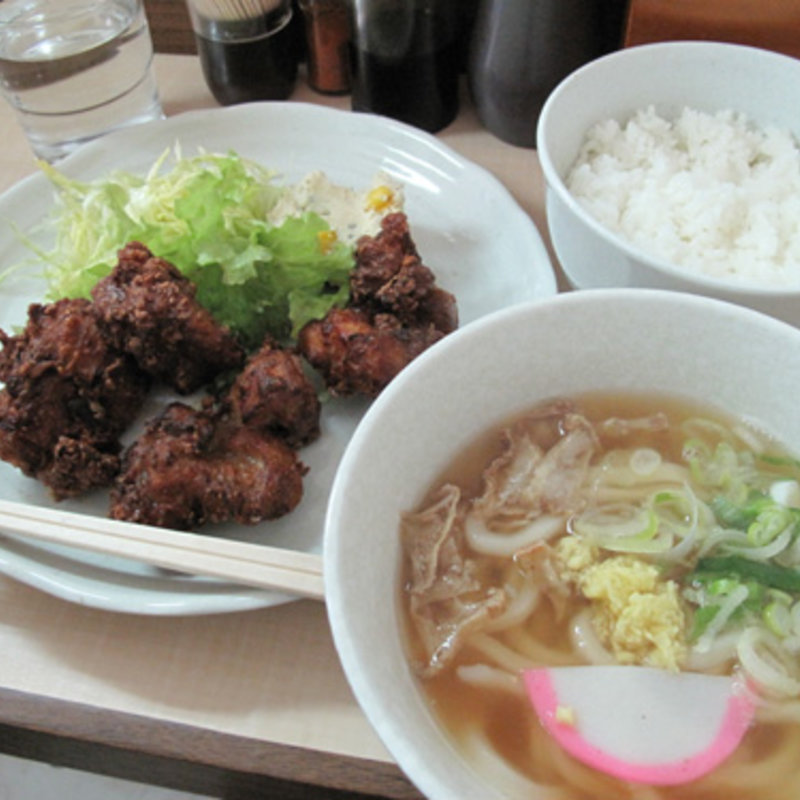 唐揚げ定食(かずのかすうどん)