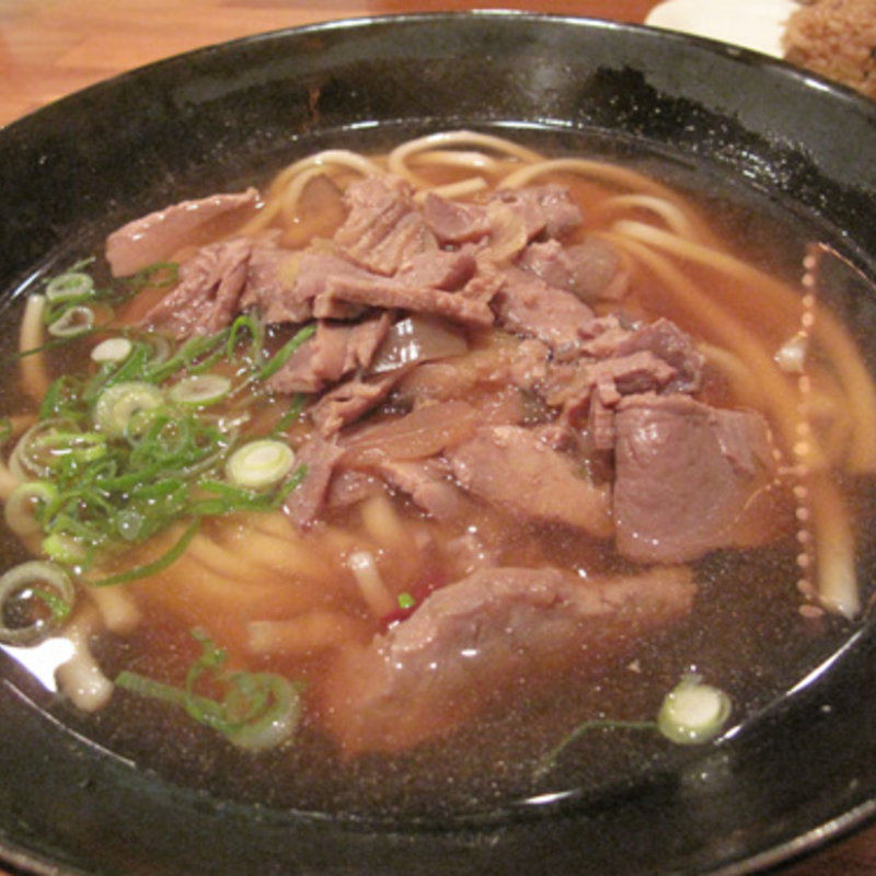 元祖まぐろ肉うどん(海部のうどん)