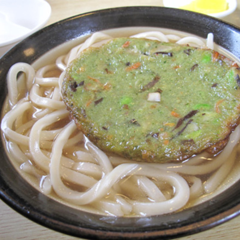 緑の天ぷらうどん(牧のうどん 空港店)