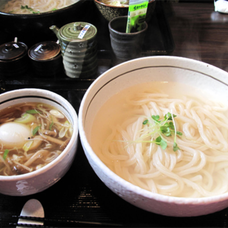 【新商品 秋限定】キノコつけうどん(博多つけうどん 忍々)