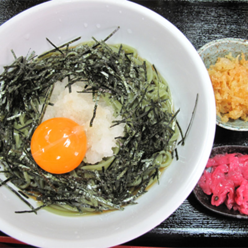 梅おろしうどん(冷)+月見(うどん 菊河)