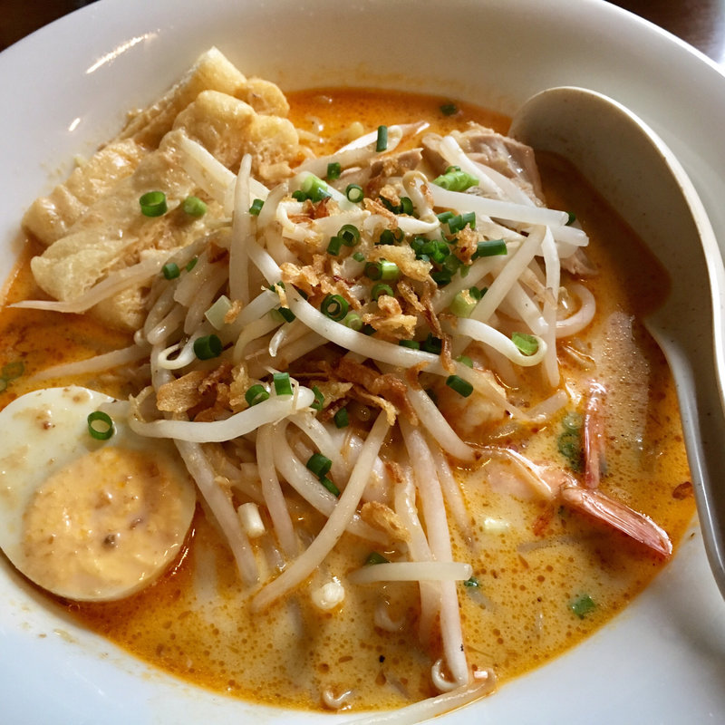 ニョニャ ラクサ(マレーカンポン （Malay Kampung）)