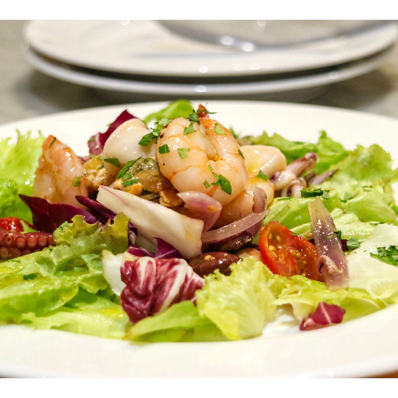 海の幸のサラダ フル(イータリー 日本橋店)