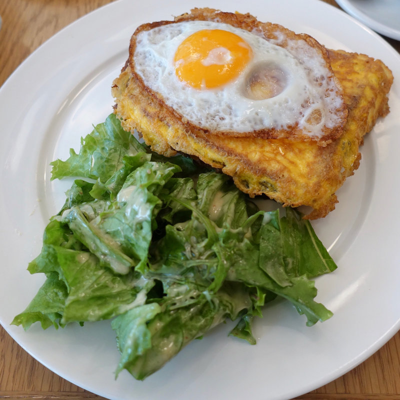 クロックマダム(クリントン・ストリート・ベイキング・カンパニー （CLINTON ST. BAKING COMPANY & RESTAURANT）)