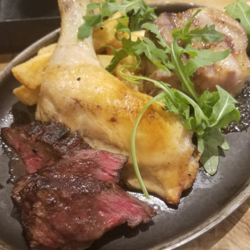 本日の3種石窯ローストグリル盛り合わせ(RIO BREWING&CO.BISTRO & GARDEN)