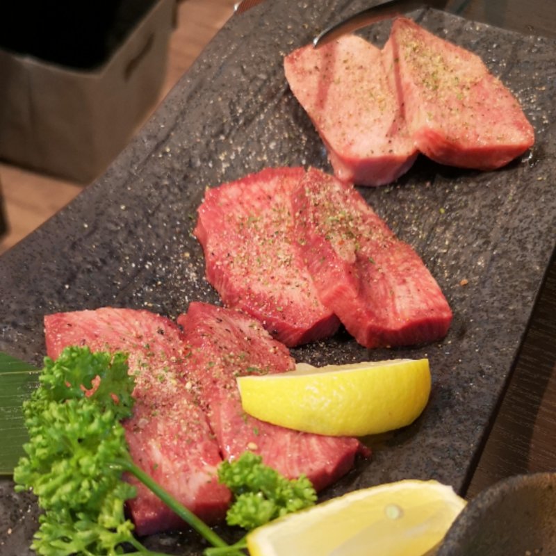 牛タン食べ比べ(兎月)