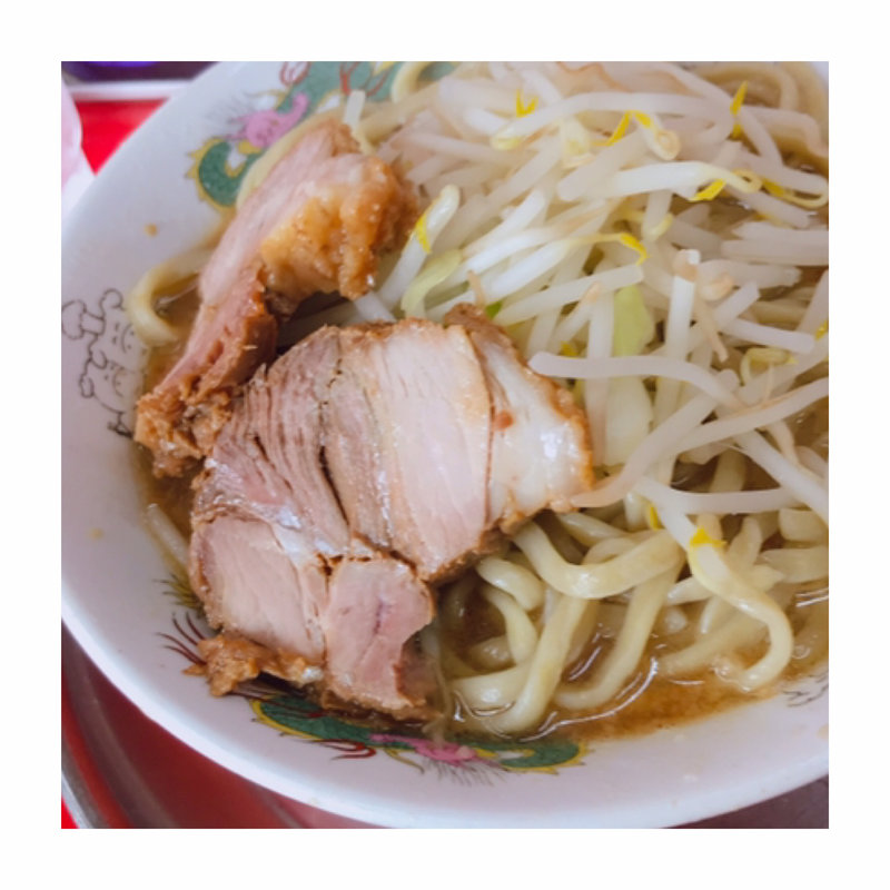 らーめん　（土日スペシャル麺）(麺でる 田園調布本店 （めんでる）)