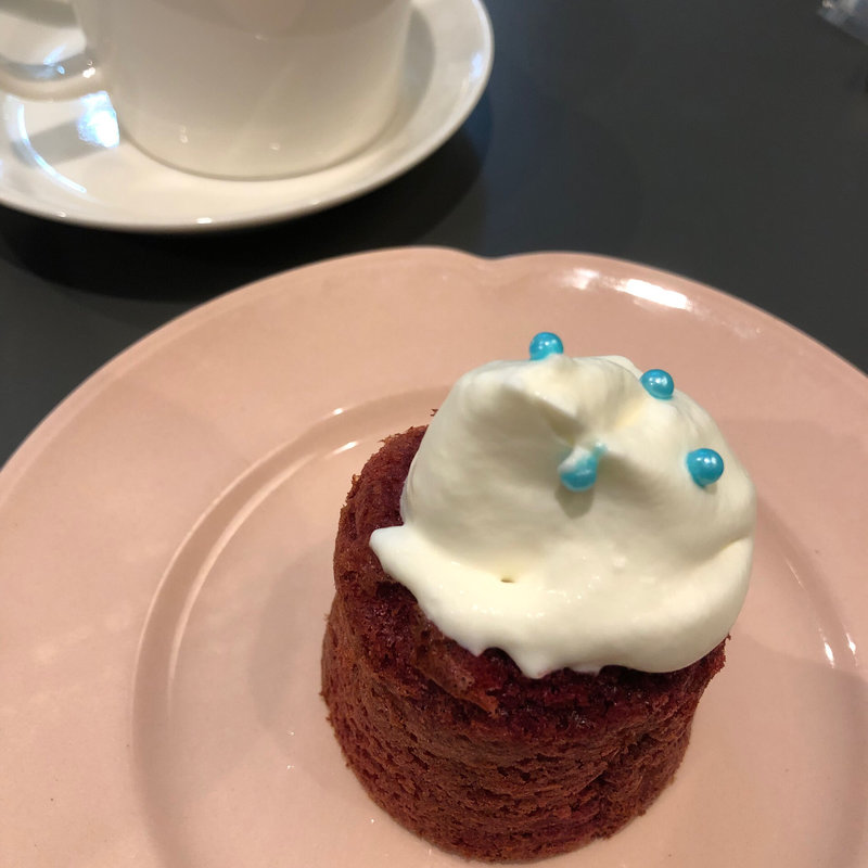 ロシア風ビーツケーキ( ボリクコーヒー （bolik coffee）移転前の店舗情報です。新しい店舗はボリクコーヒー（bolik coffee）をご参照ください。)