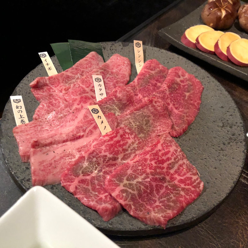 極上佐賀牛究極の”飛び牛”（１００ｇ～）(チャコールレストラン兜)