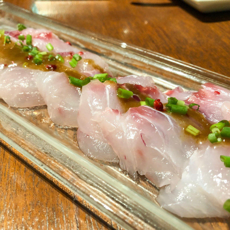 鮮魚のカルパッチョ(東京キッチン)