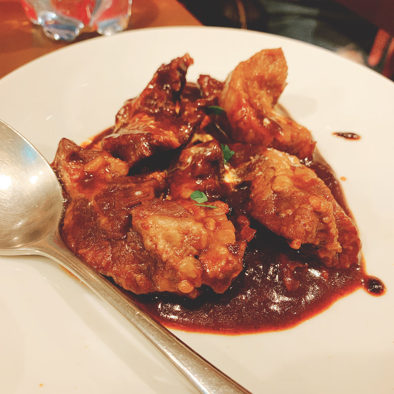 牛ヒップの赤ワイン煮込み(アンティカ オステリア ゴンドレッタ (Antica Osteria Gondoletta))