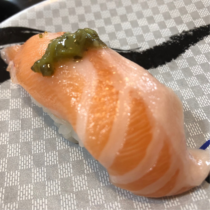 生とろサーモン(すし銚子丸 八柱店)