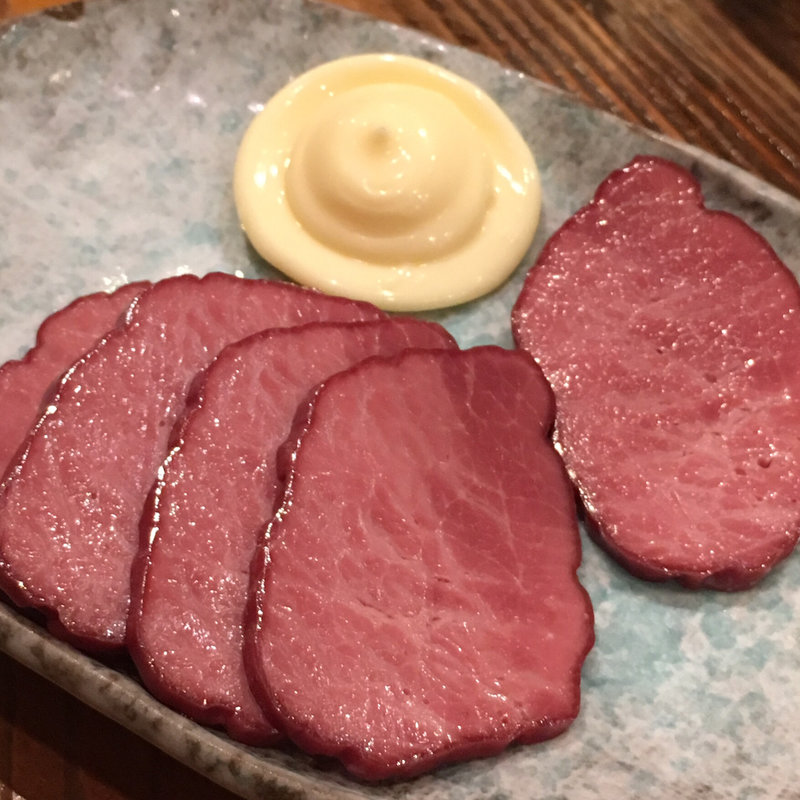 馬刺しのくんせい(もつ焼 大統領 支店)