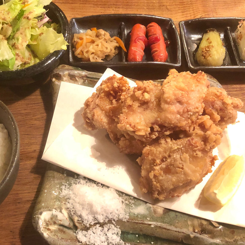 からあげ定食(炭焼笑店 陽 なんば店)