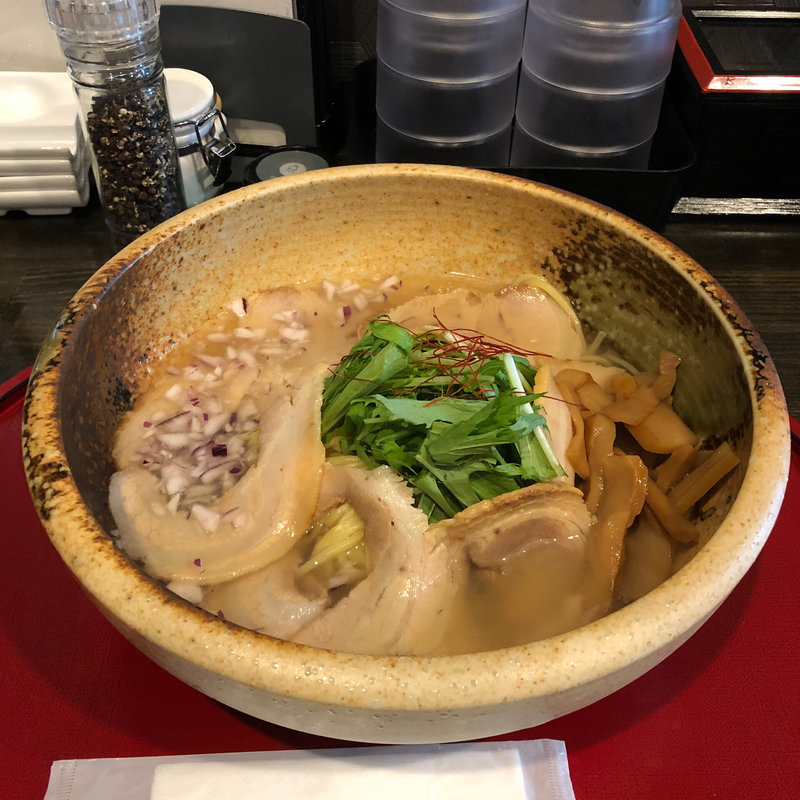 淡麗はまぐりそば(鶏煮込みそば 至澄)