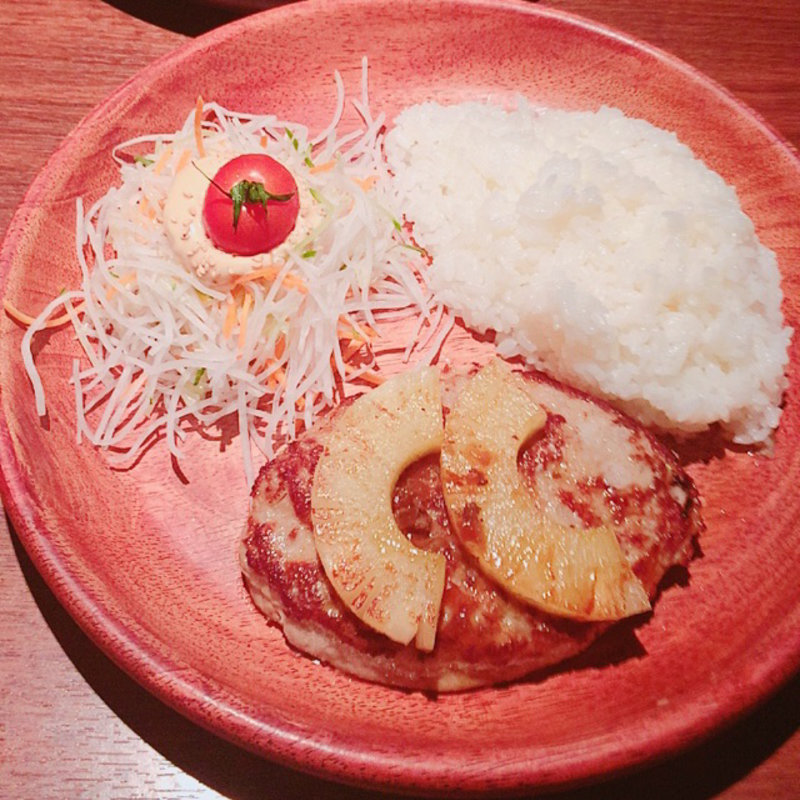 パインバーｸﾞディッシュ(びっくりドンキー狛江店)