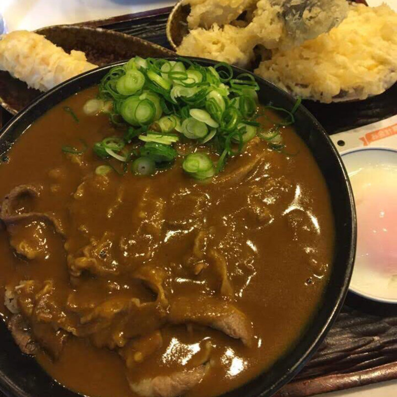 肉カレーうどん(うどん 丸香)