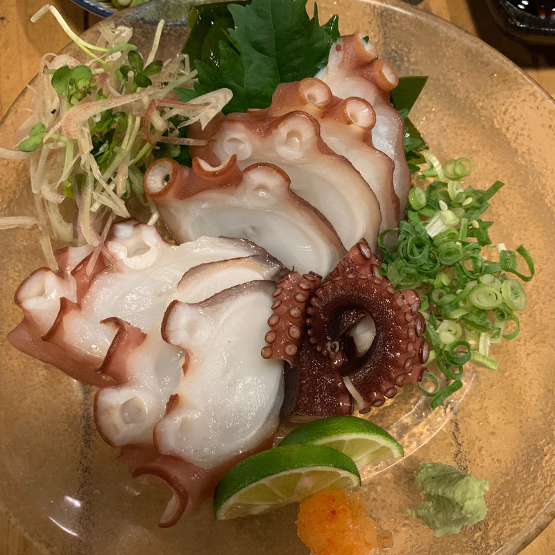 蛸刺し身(炉ばた 雷橋)