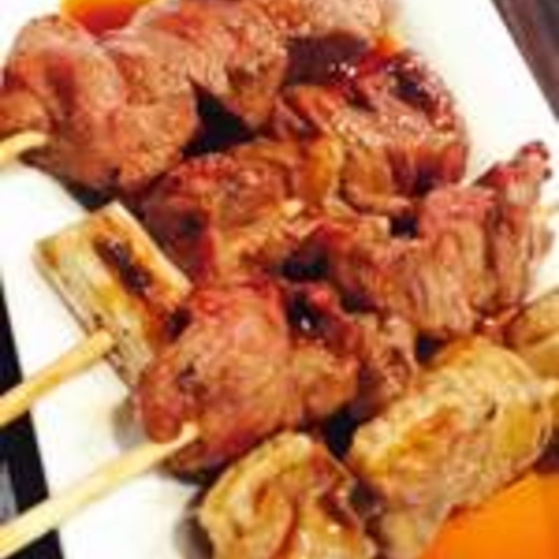 (もつ焼き おやじぃ)