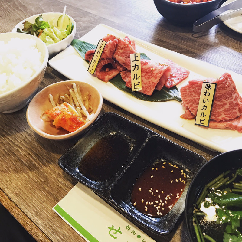 和牛カルビ食べ比べランチ(焼肉せんりゅう 綾瀬駅前店 )