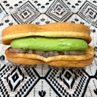 スフレワッフル 宇治抹茶&おぐら(銀座コージコーナー)