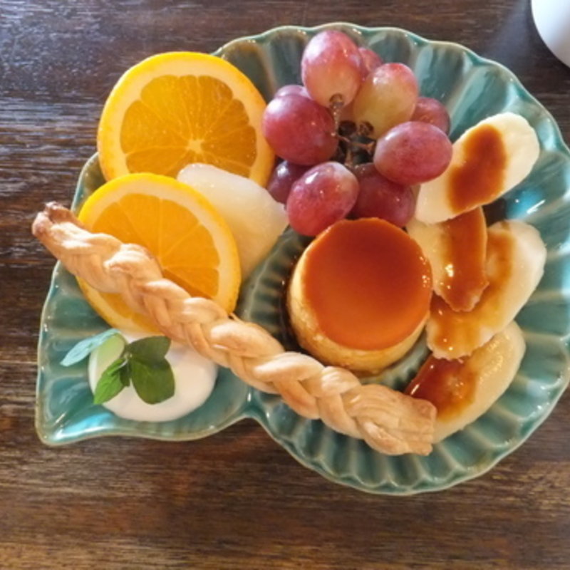 トコシエのプリンアラモード(カフェ トコシエ)