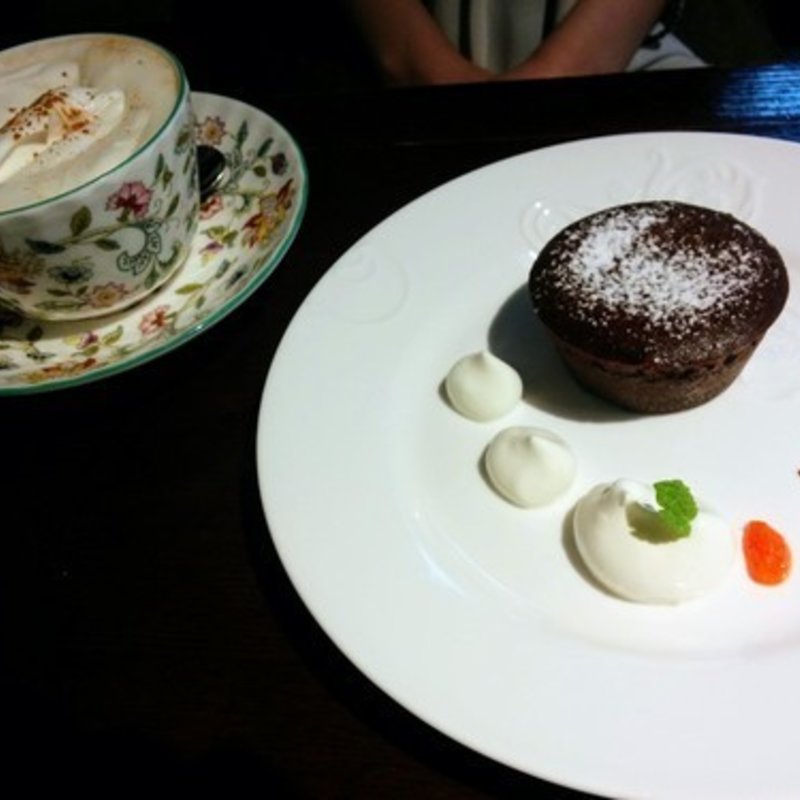 ガトーショコラ(カフェ・ラ・バスティーユ)