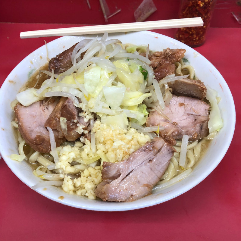 ぶた５枚入り大ラーメン(ラーメン二郎 環七一之江店 （らーめんじろう）)