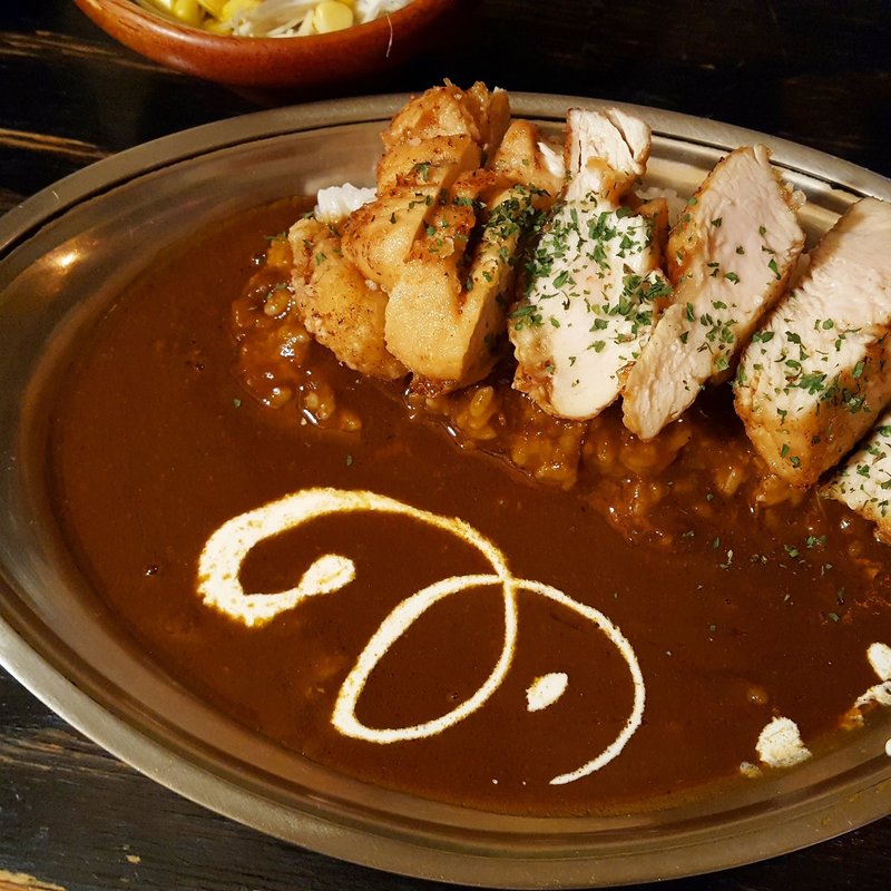 ヘルシア鶏 むねからあげカレー(カレー屋 アカマル)