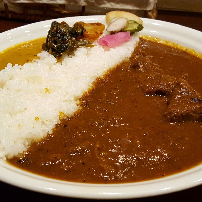 マトンカレー(カレー＆オリエンタルバル 桃の実)