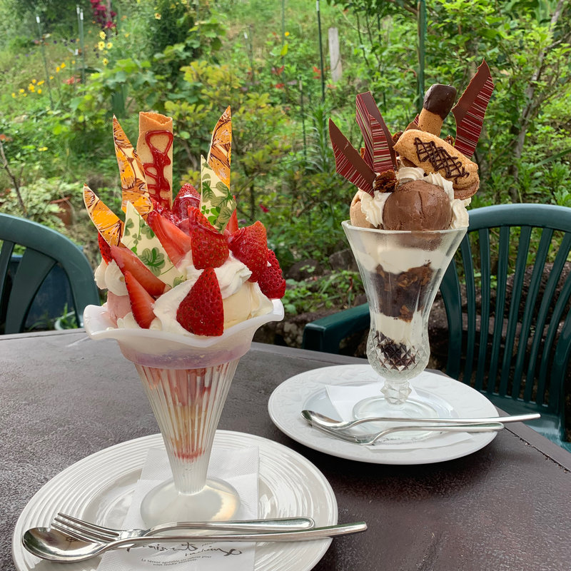 いちごパフェ(フレベールラデュ )