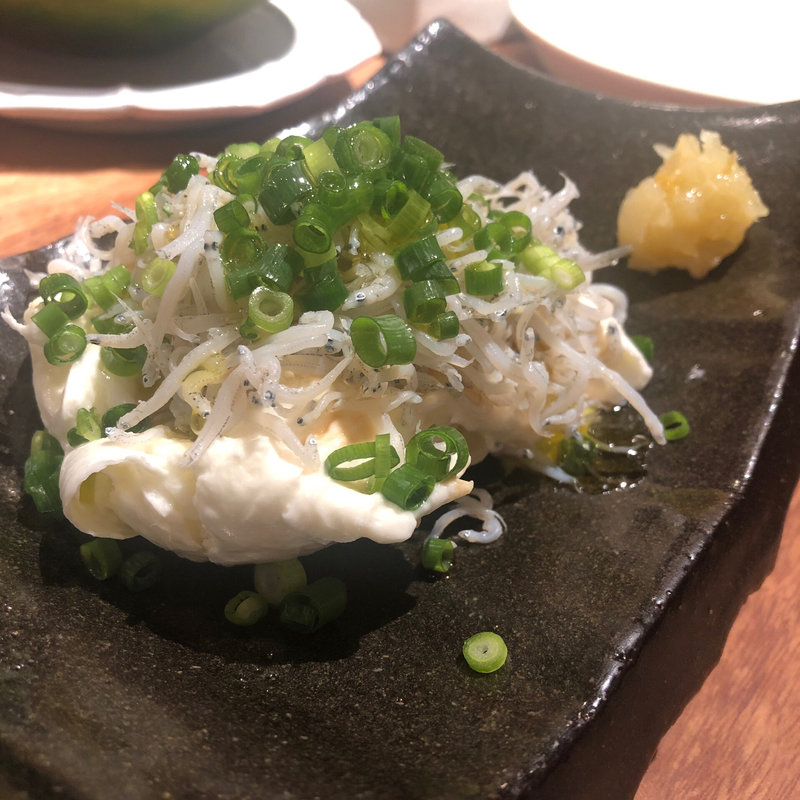 モッツアレラとしらす(あつあつ リ・カーリカ)