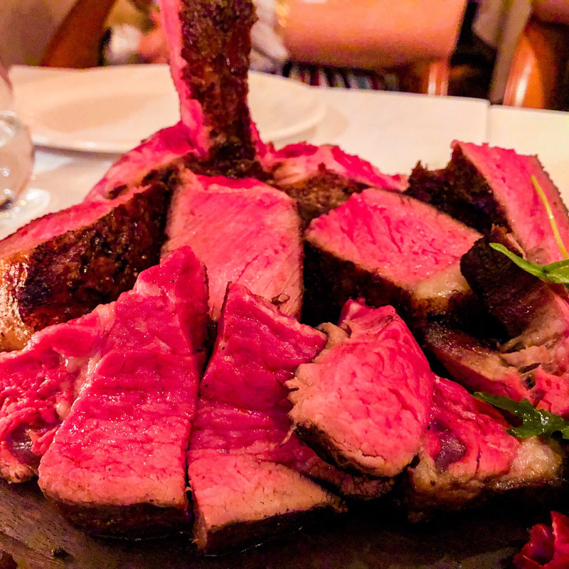 Tボーンステーキ(イゾラデルノルド （isola del nord）)