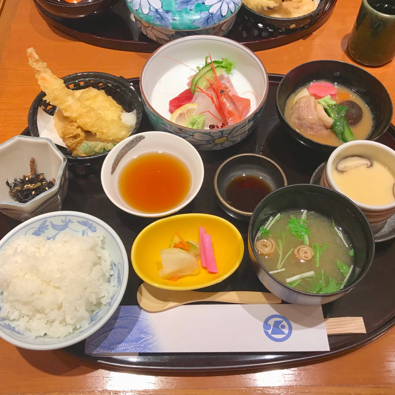 (加賀屋 金沢店 )