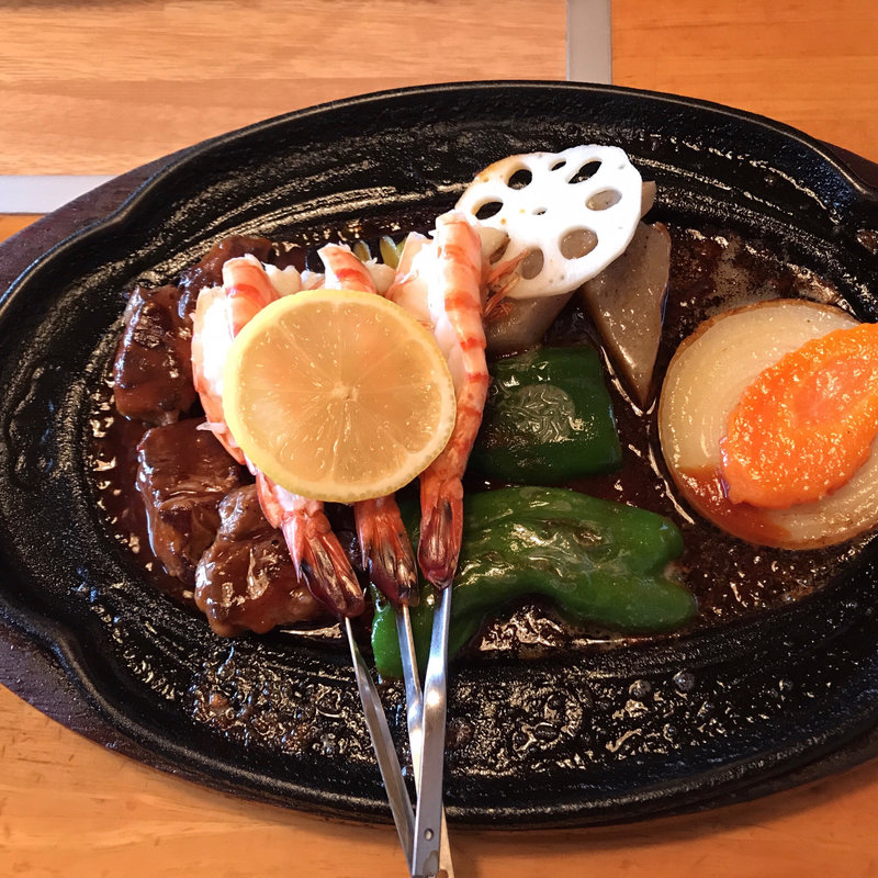 (かもめ屋 姫路本店)