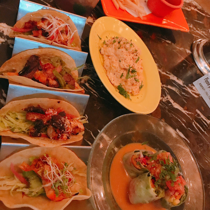 (エル カリエンテ)