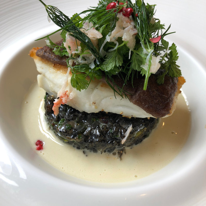 真鯛のポワレ、イカスミのリゾット添え(ビストロ カトリ （Bistro Katori）)