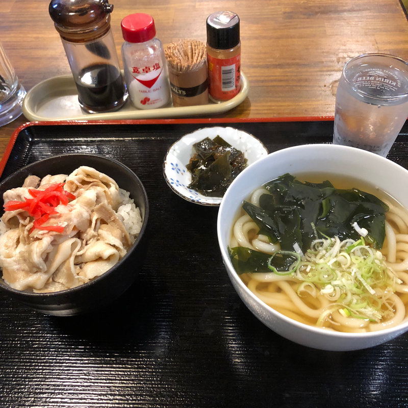 かけと肉丼(和膳料理すし 楓)