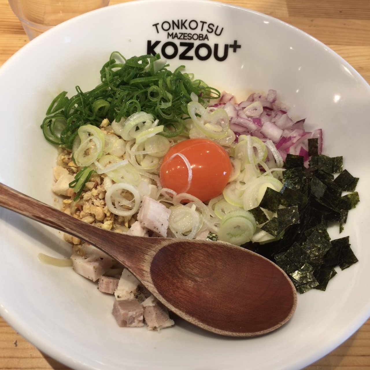 PLUSまぜそば(豚骨まぜそば KOZOU+)の口コミ一覧 | おいしい！が
