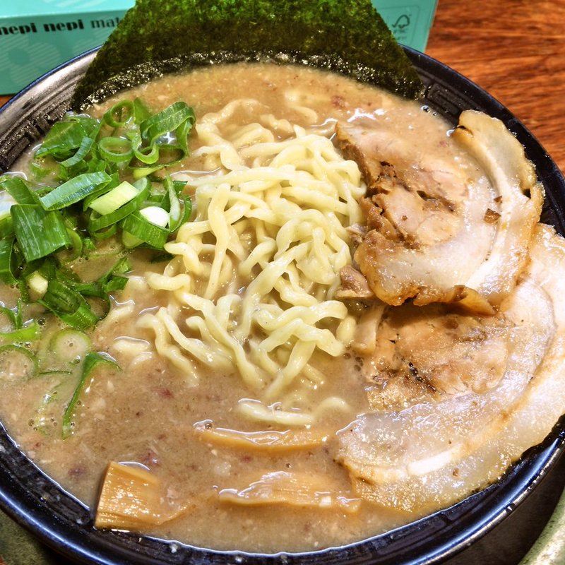 極老とんこつ(博多とんこつ 天神旗)