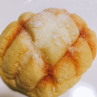 メロンパン(パンとお菓子と小さなレストラン bée)