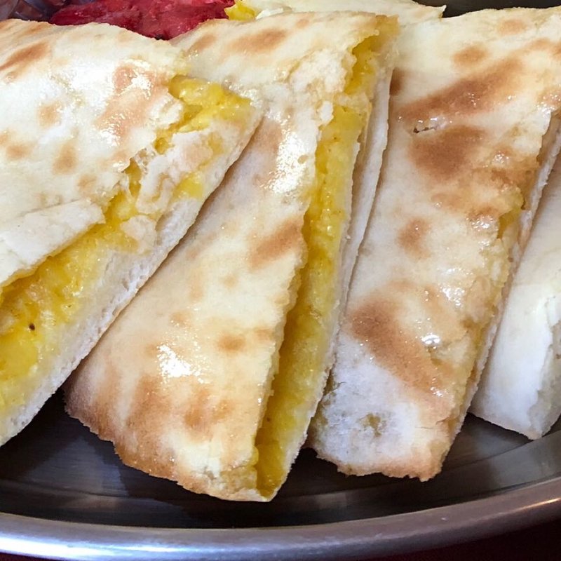 オニオンナン(ナマステ タージ マハル 伏見店 （Namaste Taj Mahal）)