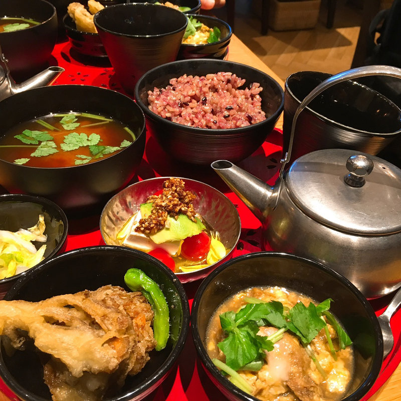 (24/7 café apartment 名古屋)