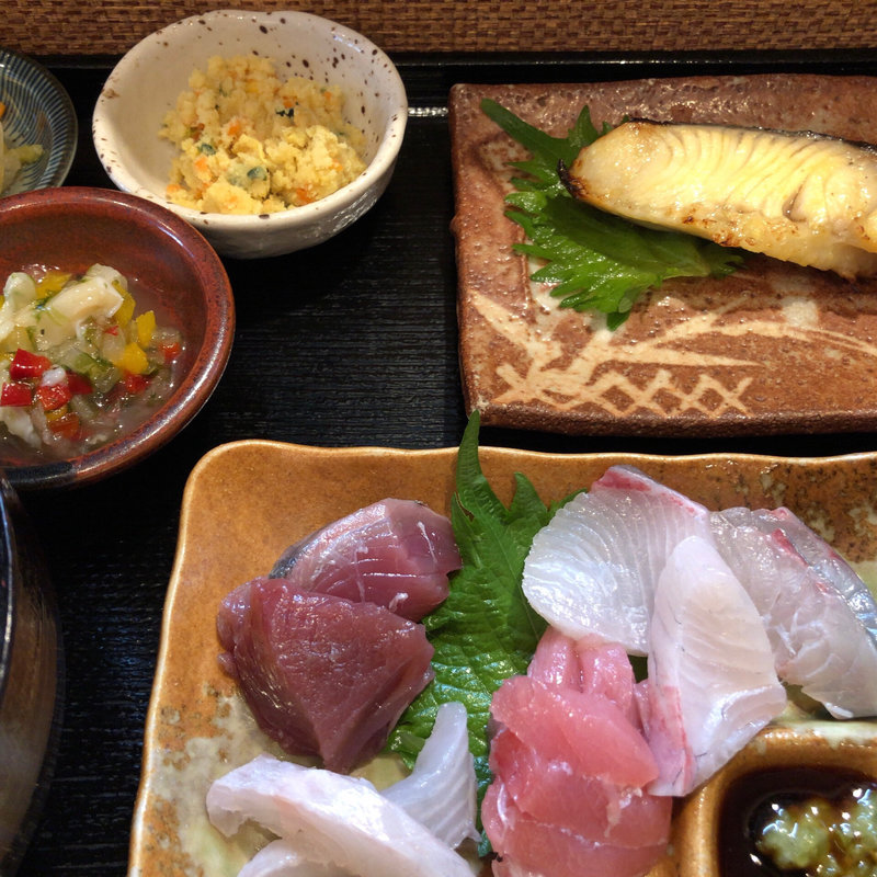 よねさん定食(よねさん )
