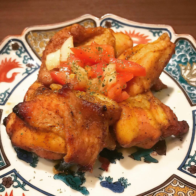 限定 アメーラトマトのサルサdeスパイスチキン (八咫烏)
